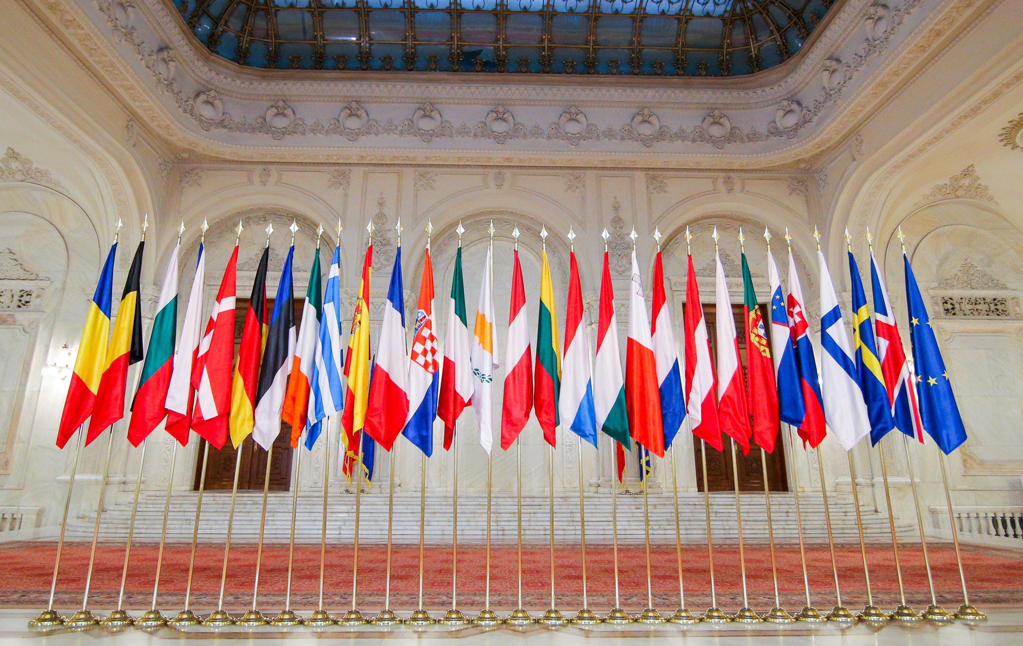 ევროკავშირის გზამკვლევი 2026: რეგულაციები და რჩევები ქართველებისთვის